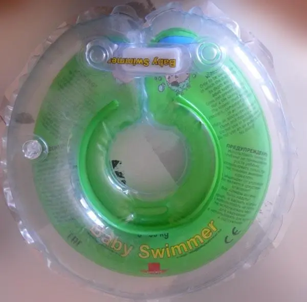 Foto dell’avviso ufficiale: Baby Swimmer Zwemband rond de hals ('Neck swimming ring') Anello per il collo per bambini — rischio: Annegamento