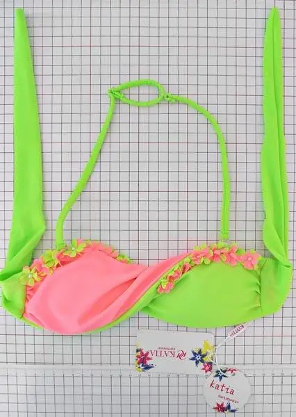 Photo de l’avis officiel: Katia Bikini des filles — risque: Blessures