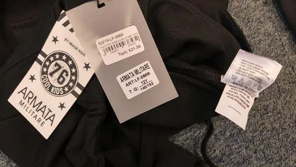 Photo de l’avis officiel: Armata Militare Veste pour enfants — risque: Blessures
