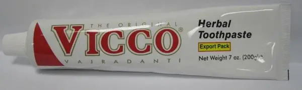 Foto uit de officiële melding: Vicco The Original Vicco Vajradanti Herbal Toothpaste Tandpasta — risico: Microbiologische risico's