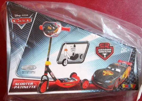 Photo de l’avis officiel: Smoby Disney Cars Scooter - Carbon Racer Scooter jouet — risque: Blessures