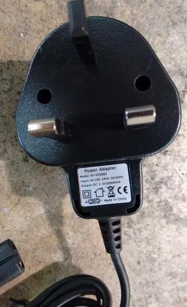 Photo de l’avis officiel: Power Adapter Alimentation électrique — risque: Choc électrique