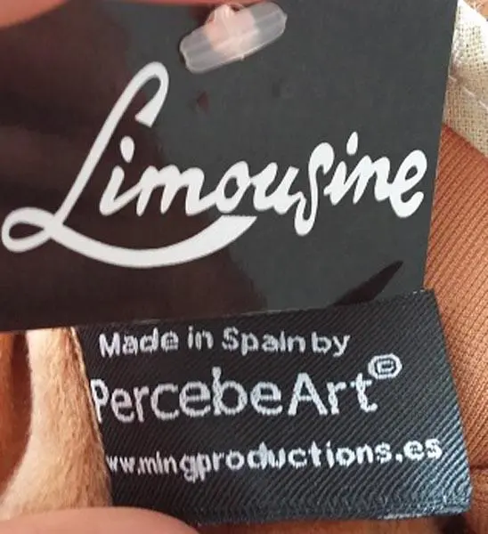 Foto aus der offiziellen Meldung: Limousine / PercebeArt / MING PRODUCTIONS Plüschspielzeug — Risiko: Ersticken