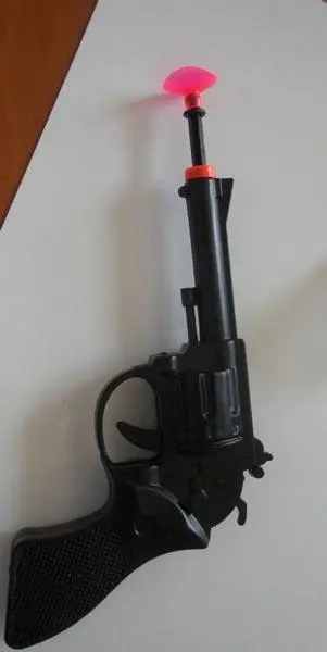 Photo de l’avis officiel: Police Force Jeu d’armes à jouet — risque: Étouffement (A12/0320/17)
