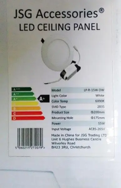Foto aus der offiziellen Meldung: JSG Accessories LED Panel Light LED Deckenleuchte — Risiko: Elektrischer Schlag