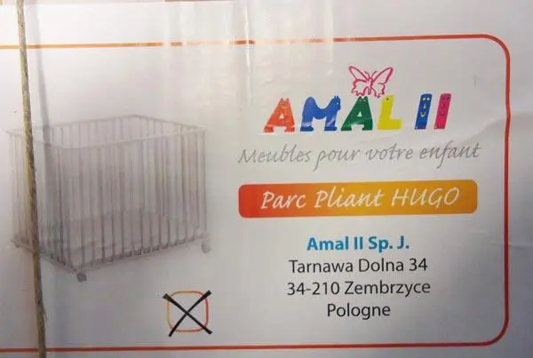 Foto uit de officiële melding: AMAL II / BABIES'R'US Parc Pliant HUGO (Folding playpen Hugo) Speelpen — risico: Verwonding & Verwurging