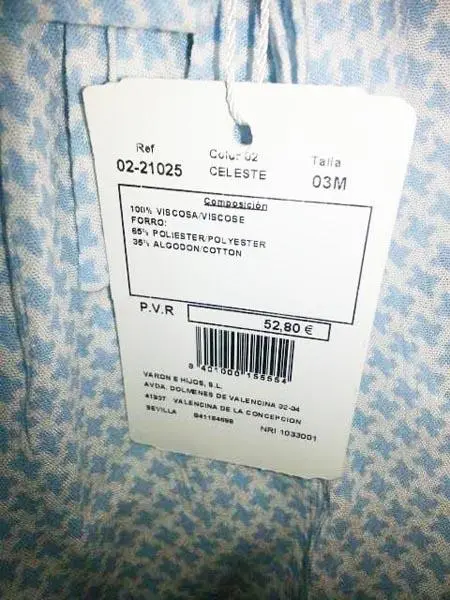 Photo de l’avis officiel: Cocote Robe de bébé avec capuchon — risque: Étouffement & Blessures
