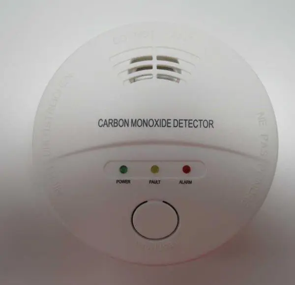 Foto do aviso oficial: Carbon Monoxide Alarm Detetor de monóxido de carbono — risco: Asfixia (A12/0511/17)