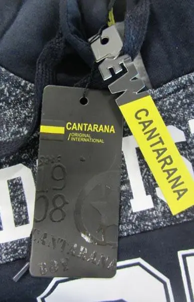 Foto do aviso oficial: Cantarana / Kärkkäinen Pijama infantil — risco: Estrangulamento