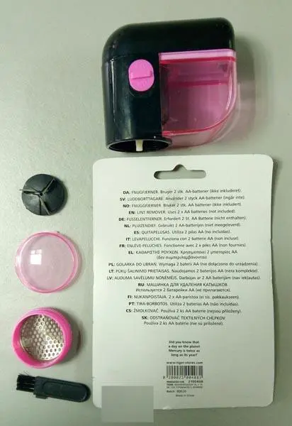 Photo from the official notice: Tiger FNUGFJERNER (Lint remover) — cuts risk