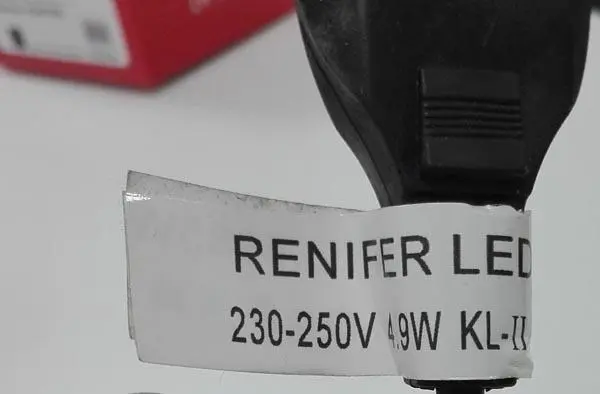 Foto dell’avviso ufficiale: Renifer LED [LED Reindeer] Catena di illuminazione a LED — rischio: Scossa elettrica