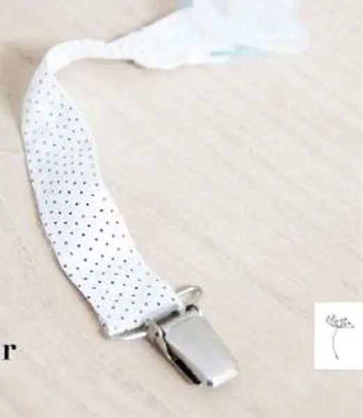 Photo de l’avis officiel: Les rêves d'Anaïs, Trixie Pacifier holder Soother-holder — risque: Étouffement & Coincement
