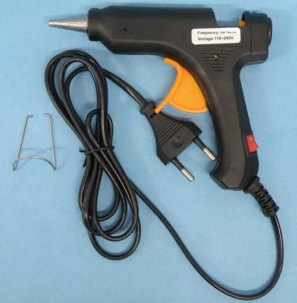 Photo from the official notice: Shun Xin Hot Melt Glue Gun — electric shock risk