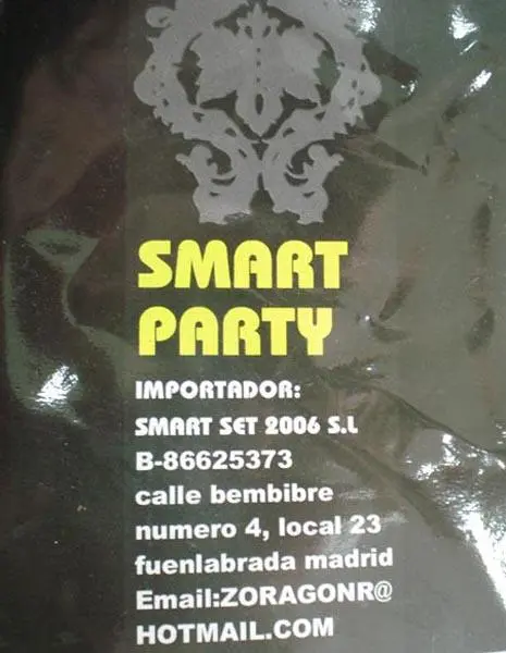 Foto aus der offiziellen Meldung: Smart Party FARAÓN ('Pharaoh') Kostüm ausgefallenem Kleid — Risiko: Ersticken & Strangulierung