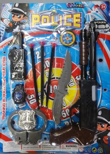 Foto aus der offiziellen Meldung: PRO EXIMP Police / Zestaw policyjny Spielzeug-Polizei-Set — Risiko: Ersticken