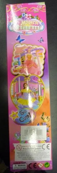 Foto do aviso oficial: Modern Charm Boneca de plástico — risco: Químico
