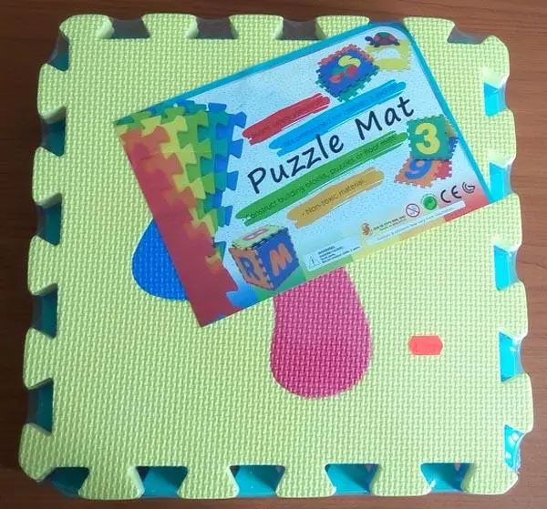 Foto aus der offiziellen Meldung: Sun Ta Toys Puzzle Mat Schaumpuzzlematte — Risiko: Ersticken (A12/0811/17)