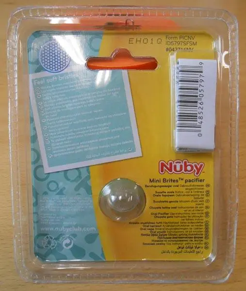 Foto aus der offiziellen Meldung: Nuby Mini Brites pacifier Sonstiges — Risiko: Ersticken