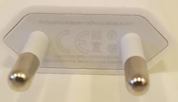 Photo de l’avis officiel: Adapter California Model Alimentation électrique — risque: Choc électrique