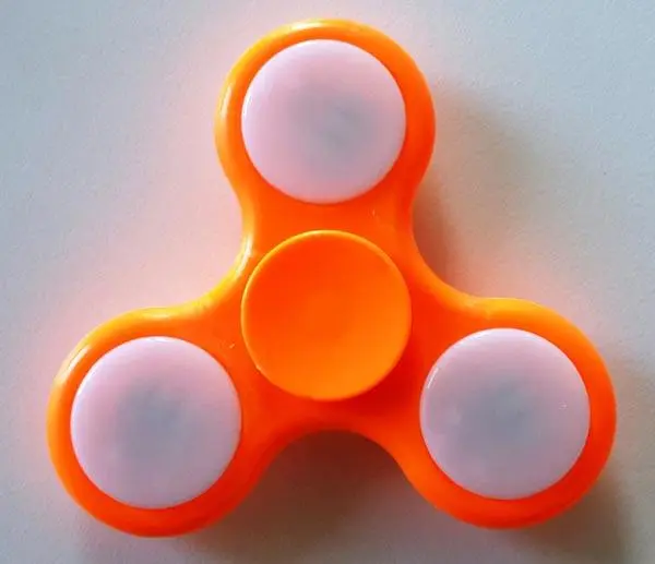 Foto do aviso oficial: Fidget spinner — risco: Ferimentos