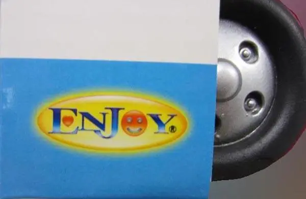 Photo from the official notice: Enjoy Chic Keyboard Kids musical toy — choking risk