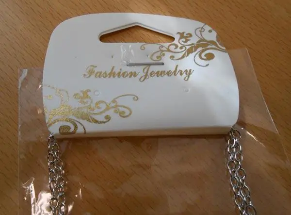 Foto dell’avviso ufficiale: Fashion Jewelry Collana — rischio: Rischio chimico (A12/1207/17)