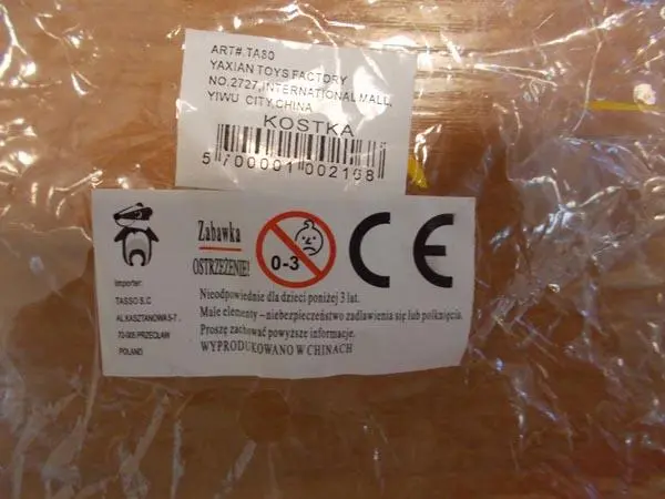 Photo de l’avis officiel: Kostka [Dice] Dés de jouets — risque: Étouffement