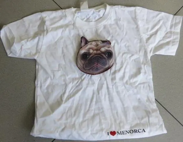 Photo from the official notice: Santiago Martín t-shirt with plush decorative features — choking risk
