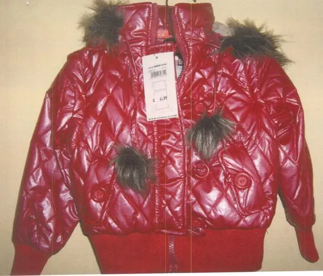 Photo from the official notice: Kenvelo children’s jackets — strangulation risk (0171/11)