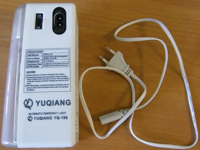 Photo de l’avis officiel: YUQIANG Lampe de secours rechargeable "Rechargeable High-br — risque: Choc électrique