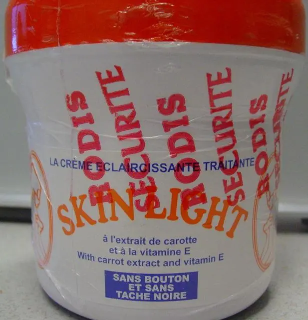 Foto dell’avviso ufficiale: Skin Light Crema schiarente della pelle &amp; #13; &amp; #13; — rischio: Rischio chimico