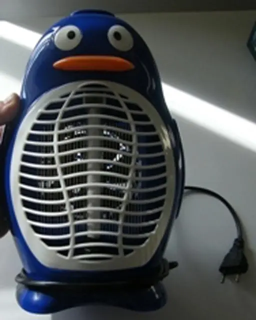 Photo de l’avis officiel: SuPer Wide Tueur d’insectes électriques «Mosquito Killer» — risque: Brûlures & Choc électrique