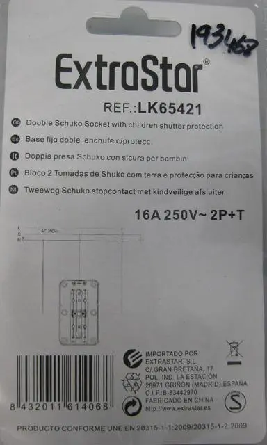 Foto do aviso oficial: Extrastar Tomada de tomada «Base fija doble enchufe» — risco: Choque elétrico & Incêndio