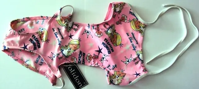 Photo from the official notice: Jolidon girl’s swimsuits — strangulation risk