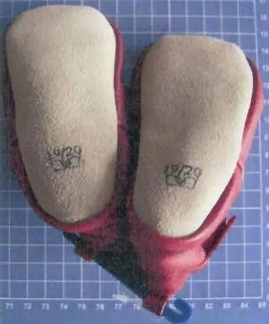 Foto aus der offiziellen Meldung: Sterntaler Babyschuhe "Leder-First-Walker-Schuhe für Chil — Risiko: Chemikalie (1278/11)