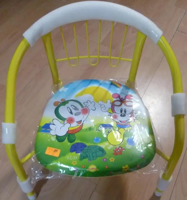 Foto uit de officiële melding: Kinderstoel  &amp; # #13; — risico: Chemische risico's