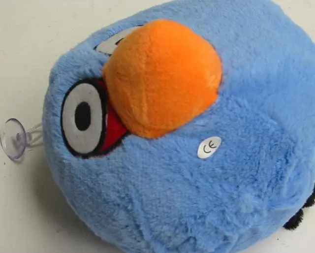 Foto dell’avviso ufficiale: Peluche giocattolo "Angry Birds" &amp;lt;font colore="#ff0000"> (THI — rischio: Rischio chimico & Ostruzione delle vie aeree
