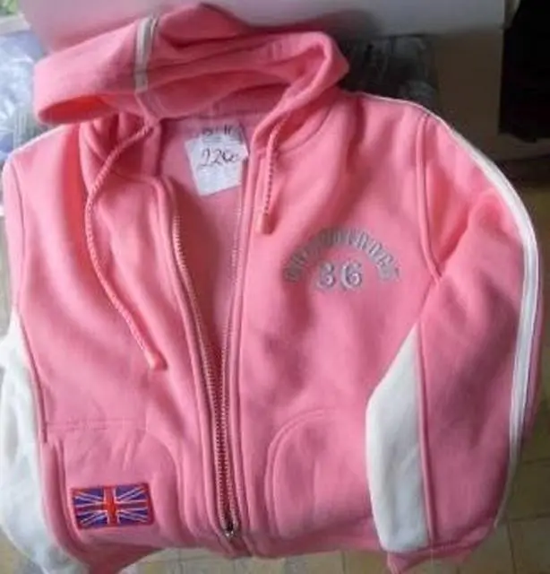 Foto do aviso oficial: S &amp; R Roupa feminina — risco: Estrangulamento