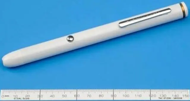 Foto aus der offiziellen Meldung: Sky or unbranded Laserpointer — Risiko: Sehschaden