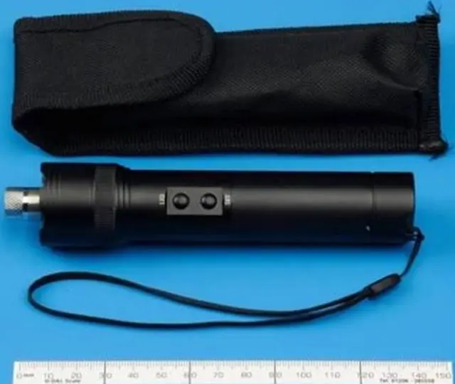 Foto aus der offiziellen Meldung: Sky or unbranded Laserpointer — Risiko: Sehschaden