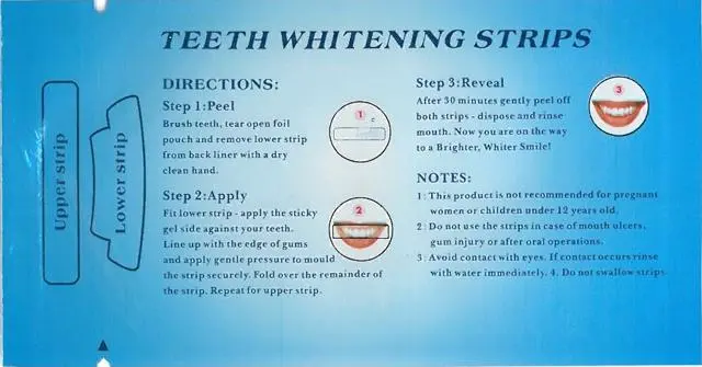 Photo de l’avis officiel: Produit de blanchiment des dents "Teeth whitening strips/ — risque: Risque chimique