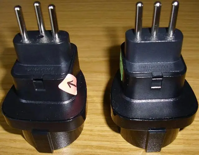 Foto aus der offiziellen Meldung: Ansmann Reisestecker Adapter — Risiko: Elektrischer Schlag