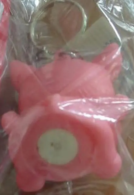 Foto do aviso oficial: ITEM Brinquedo plástico do anel-chave — risco: Químico