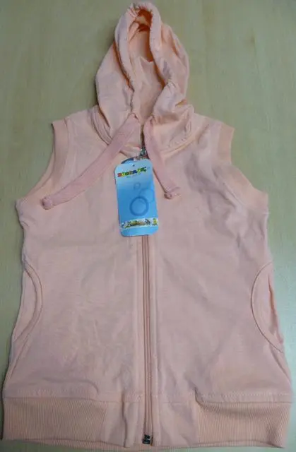 Photo from the official notice: Bücürük children’s sleeveless jacket — strangulation risk