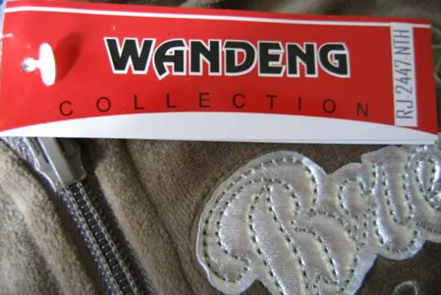 Photo de l’avis officiel: Wandeng Tenue des filles — risque: Blessures & Etranglement