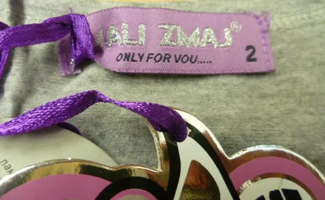 Foto do aviso oficial: Mali Zmaj Vestido da menina — risco: Estrangulamento