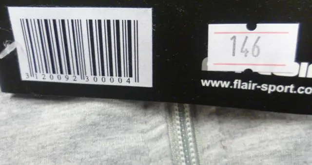 Foto uit de officiële melding: Flair ( sports wear) Kindersportset  &amp; #13; — risico: Verwonding