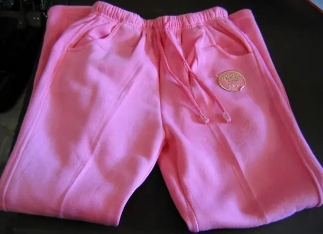 Photo de l’avis officiel: Tingba Tenue des filles — risque: Blessures & Etranglement