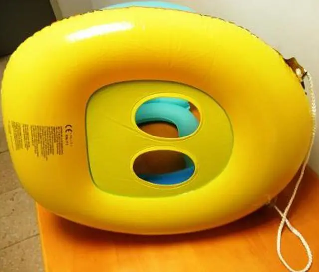 Photo from the official notice: Weilong Sun Attraction - Baby seat with cover — drowning risk