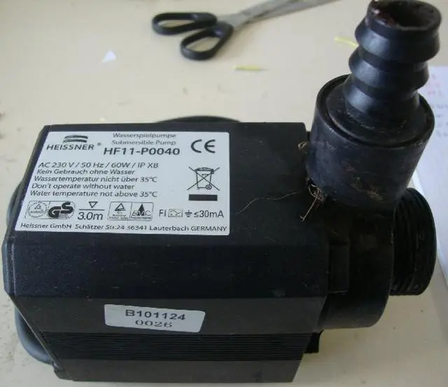 Foto do aviso oficial: Heissner Eco Bomba da lagoa — risco: Choque elétrico